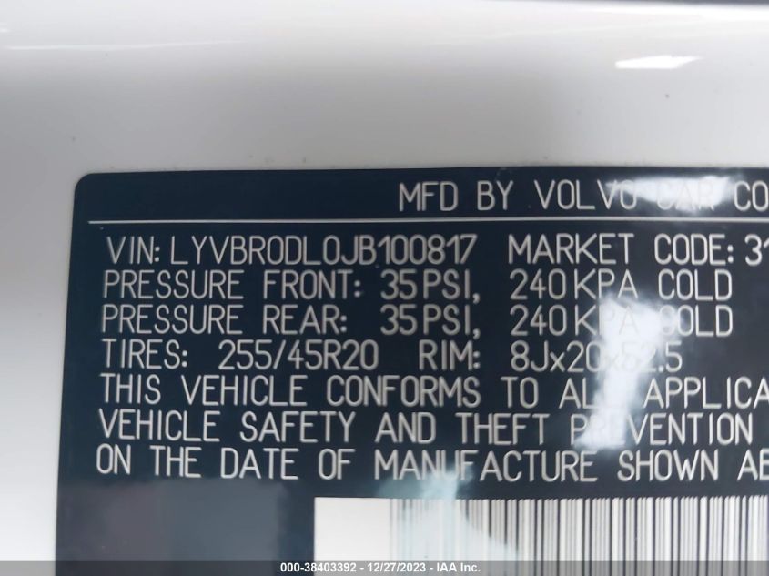 2018 VOLVO XC60 HYBRID T8 INSCRIPTION LYVBR0DL0JB100817