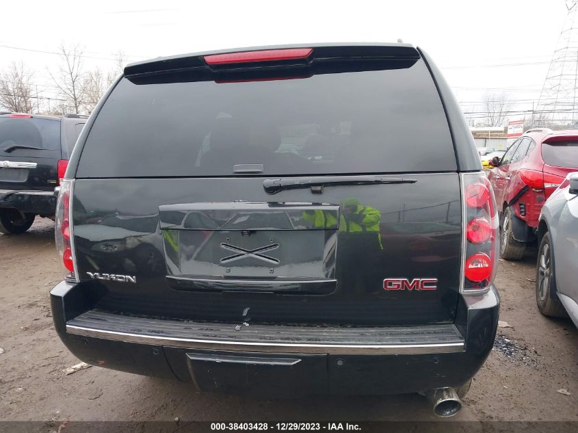 2013 GMC YUKON DENALI - 1GKS2EEF5DR210631
