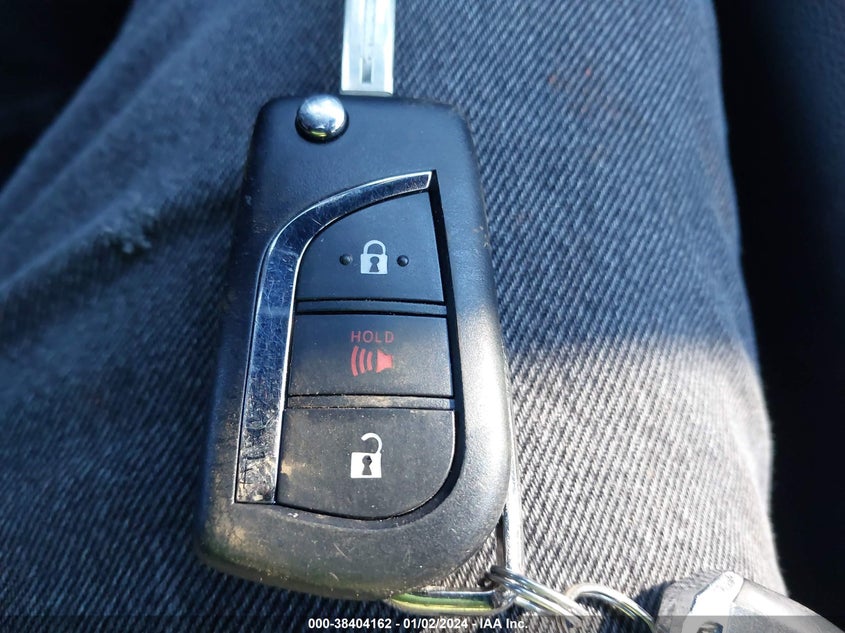 VIN: 2T3F1RFV4LC131092 2020 TOYOTA RAV4 LE