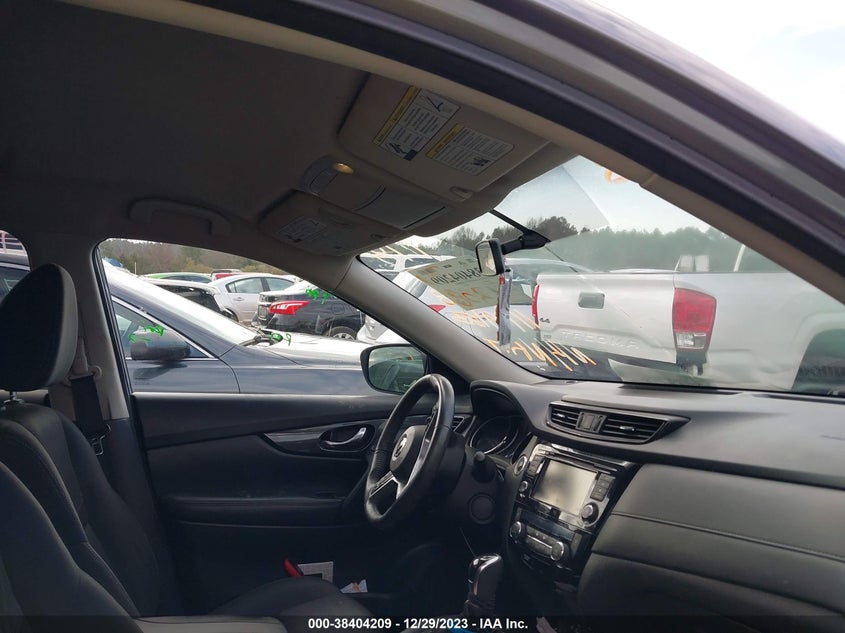 VIN KNMAT2MT5JP543588 2018 NISSAN ROGUE S/SV