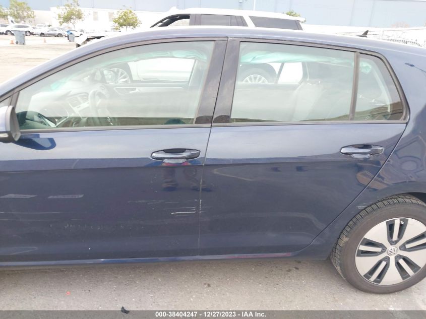 2016 VOLKSWAGEN E-GOLF SE - WVWKP7AU2GW903756