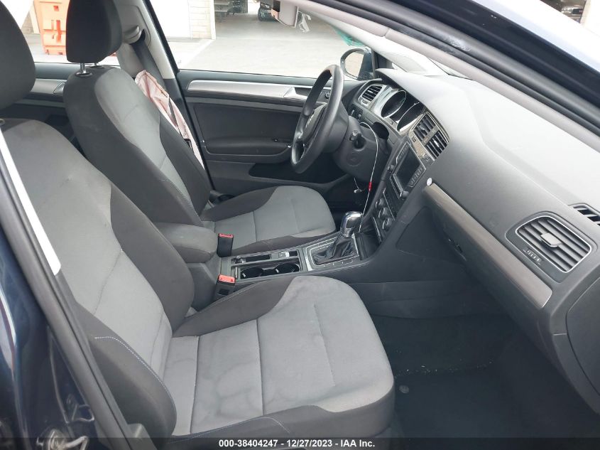 2016 VOLKSWAGEN E-GOLF SE - WVWKP7AU2GW903756