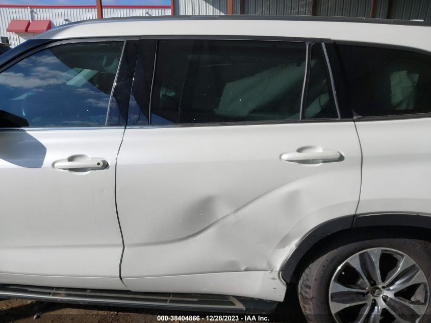 2021 TOYOTA HIGHLANDER XLE - 5TDGZRAH0MS514107