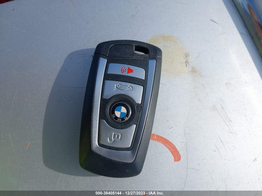 VIN WBS8M9C54J5J80261 2018 BMW M3 CS