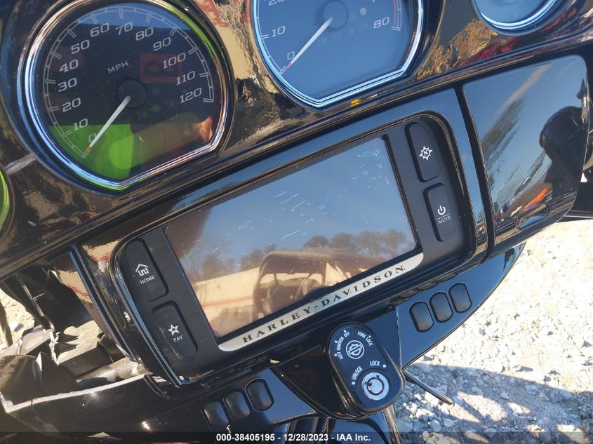 2018 HARLEY-DAVIDSON FLHXS STREET GLIDE SPECIAL - 1HD1KRC16JB635669