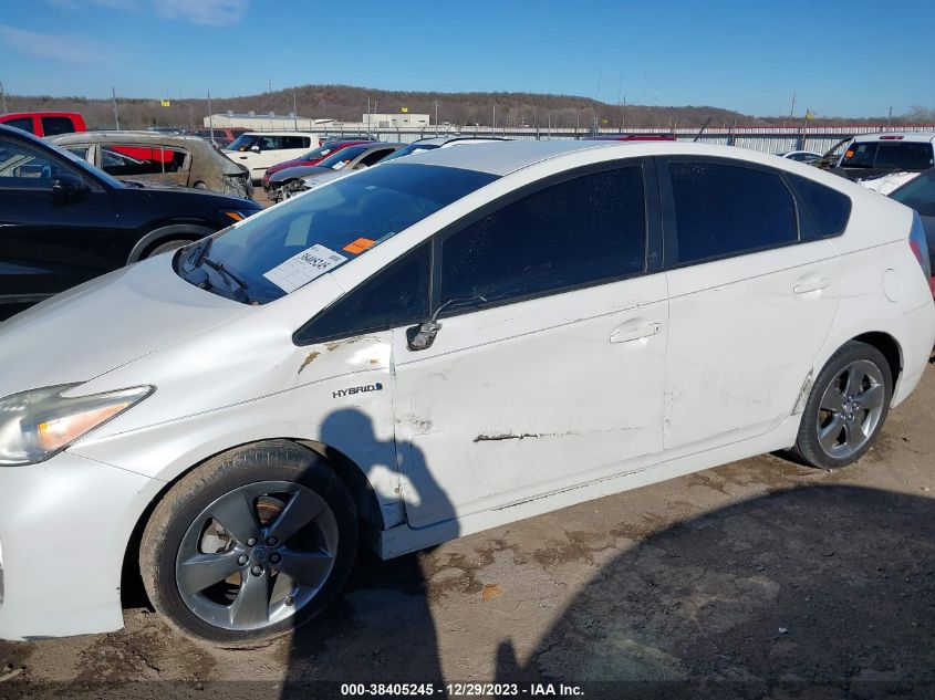 2013 TOYOTA PRIUS THREE SE - JTDKN3DUXD5598907