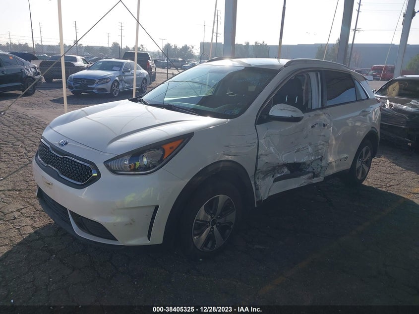 VIN KNDCB3LC2J5210893 2018 KIA NIRO FE/LX