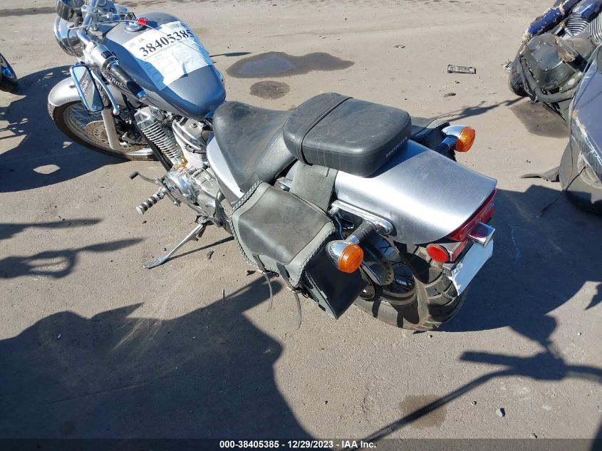2004 HONDA VT600 CD JH2PC21424M500041