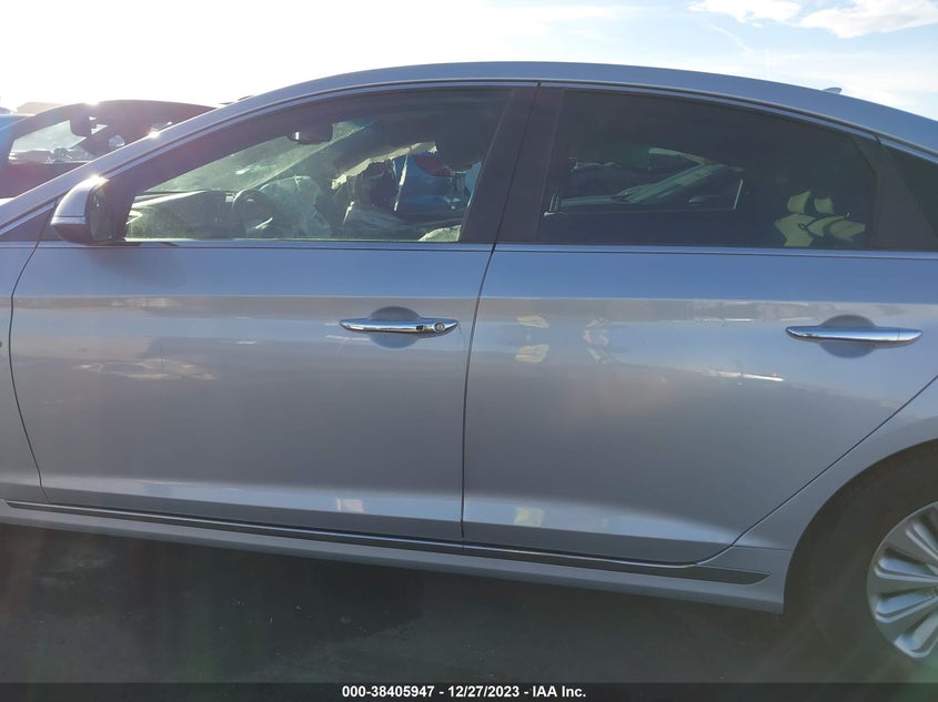 VIN KMHE24L35HA063674 2017 HYUNDAI SONATA HYBRID SE