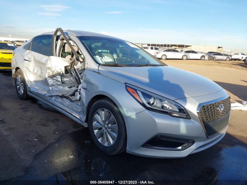 VIN KMHE24L35HA063674 2017 HYUNDAI SONATA HYBRID SE