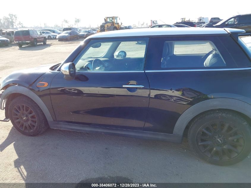 2015 MINI HARDTOP COOPER - WMWXM5C59FT973292