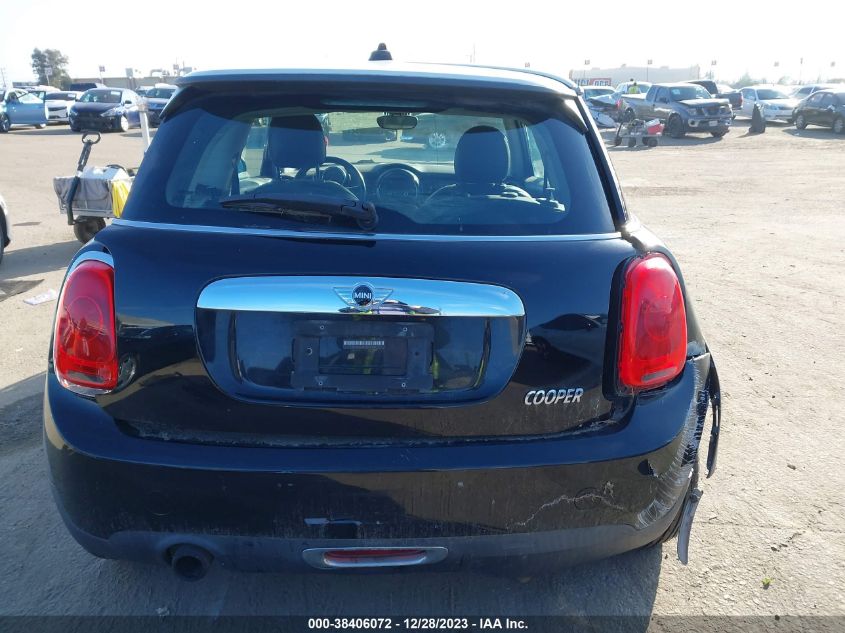 2015 MINI HARDTOP COOPER - WMWXM5C59FT973292