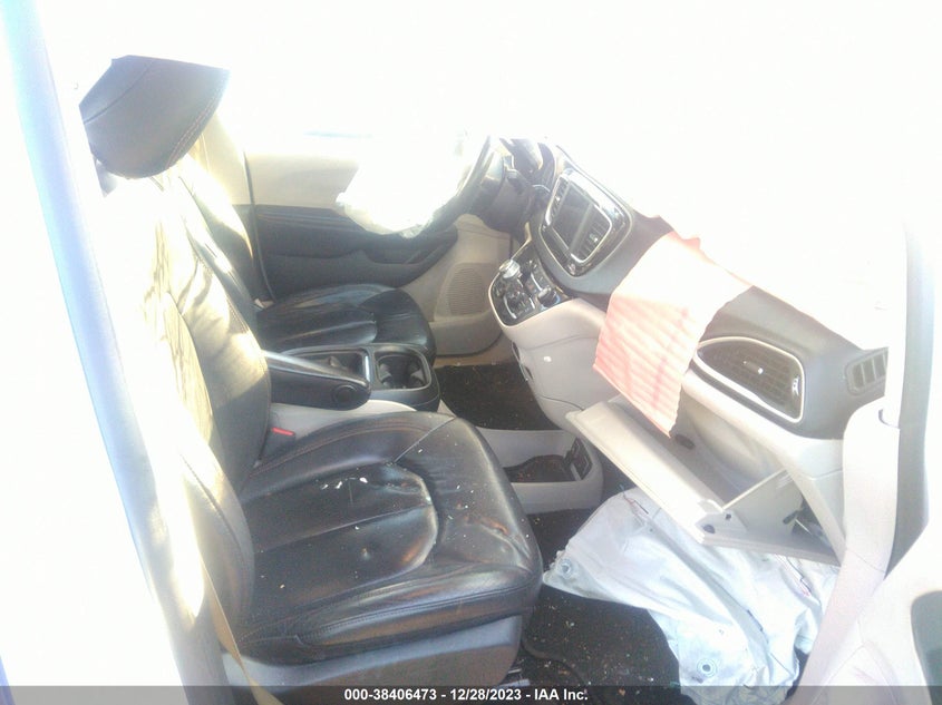 VIN 2C4RC1BG8LR139298 2020 CHRYSLER PACIFICA TOURING L