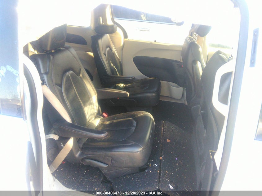 VIN 2C4RC1BG8LR139298 2020 CHRYSLER PACIFICA TOURING L