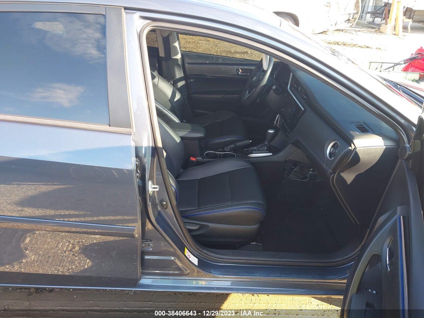 VIN 2T1BURHE9JC968915 2018 TOYOTA COROLLA L/LE/XLE/SE/XSE
