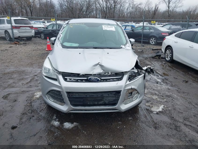 2016 FORD ESCAPE SE - 1FMCU0G76GUA30526