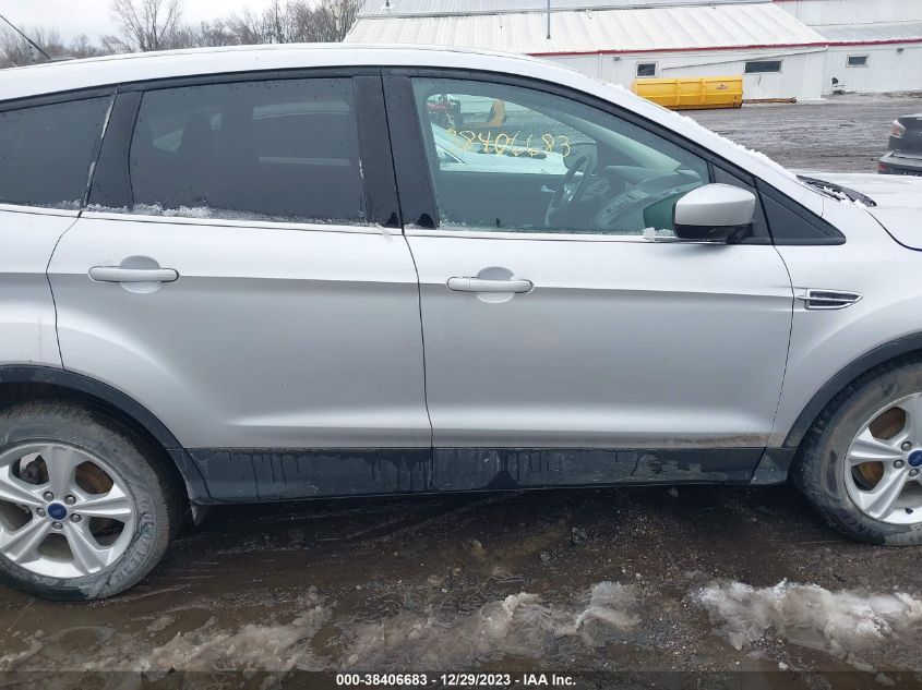 2016 FORD ESCAPE SE - 1FMCU0G76GUA30526