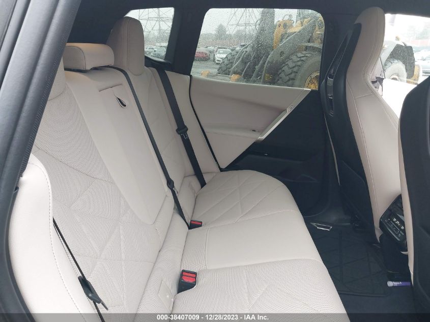 2023 BMW IX XDRIVE50 WB523CF00PCM04672