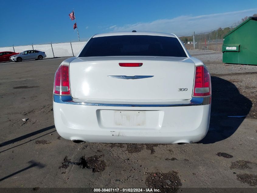 2013 CHRYSLER 300 - 2C3CCAAG2DH657555