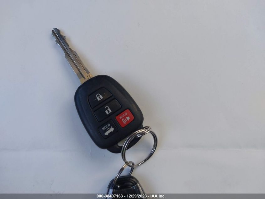 2017 TOYOTA CAMRY LE/XLE/SE/XSE - 4T1BF1FK5HU755358