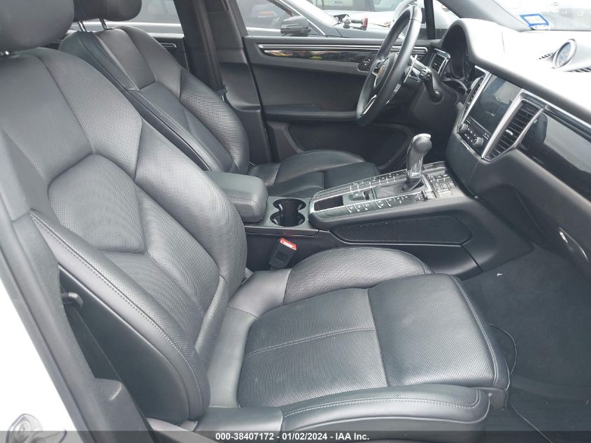 2018 PORSCHE MACAN S - WP1AB2A51JLB39427