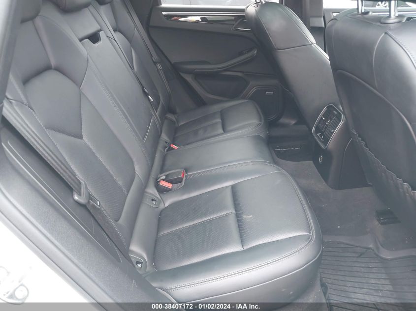 2018 PORSCHE MACAN S - WP1AB2A51JLB39427
