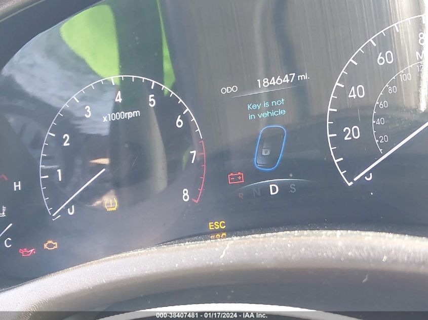 2013 HYUNDAI GENESIS 3.8 - KMHGC4DD2DU237027