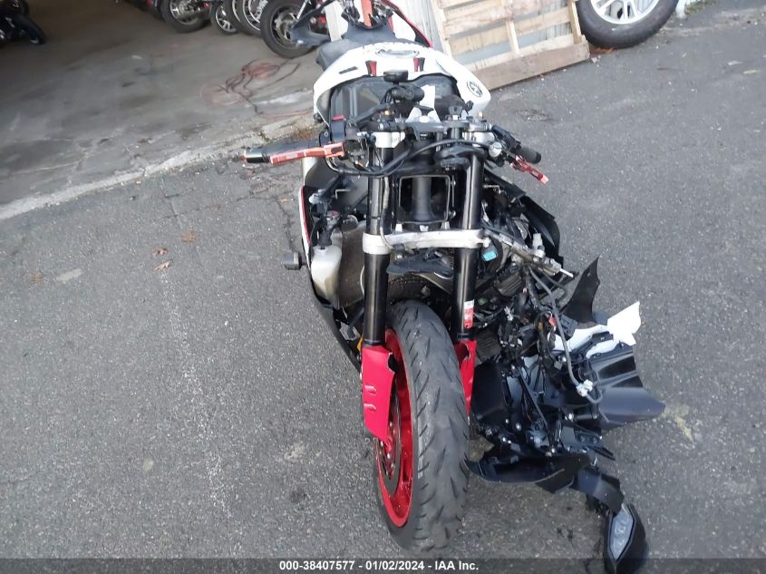 2016 YAMAHA YZFR1S JYARN42E5GA001105