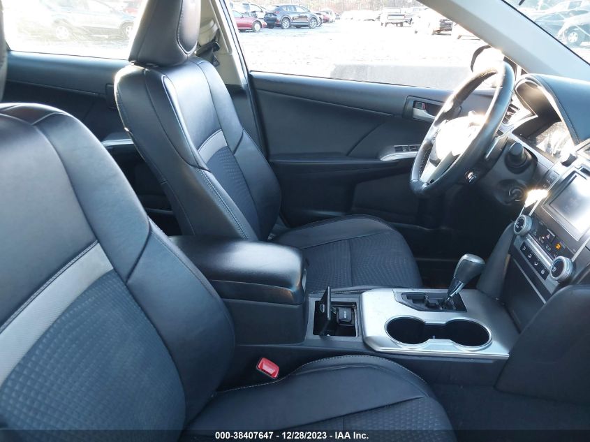 2014 TOYOTA CAMRY SE - 4T1BF1FK1EU374652