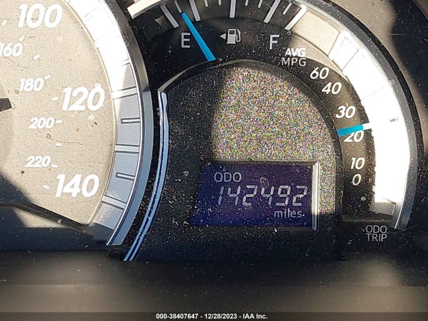 2014 TOYOTA CAMRY SE - 4T1BF1FK1EU374652