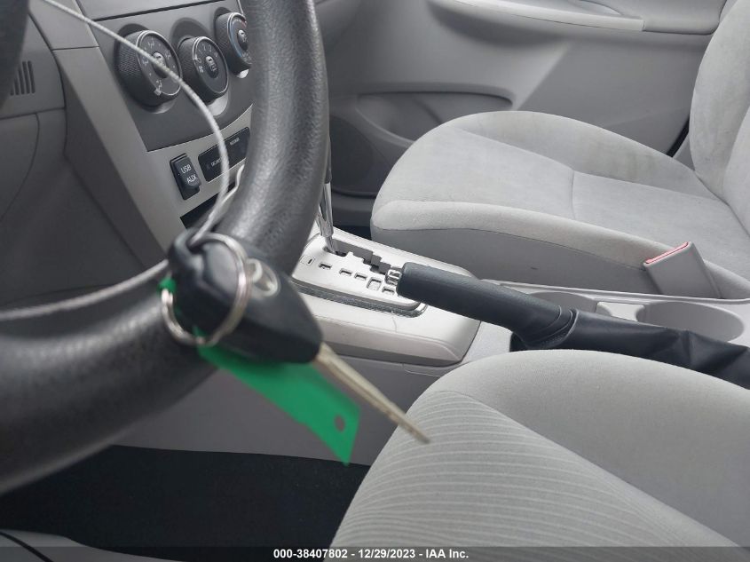 2013 TOYOTA COROLLA LE - 2T1BU4EE3DC966380