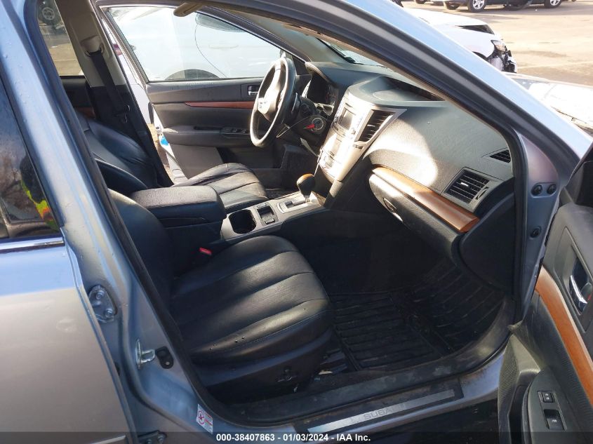 2014 SUBARU OUTBACK 2.5I LIMITED - 4S4BRBLC0E3246869