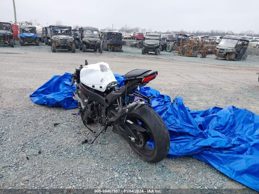 2023 SUZUKI GSX-R600 - JS1GN7FA3P7100310