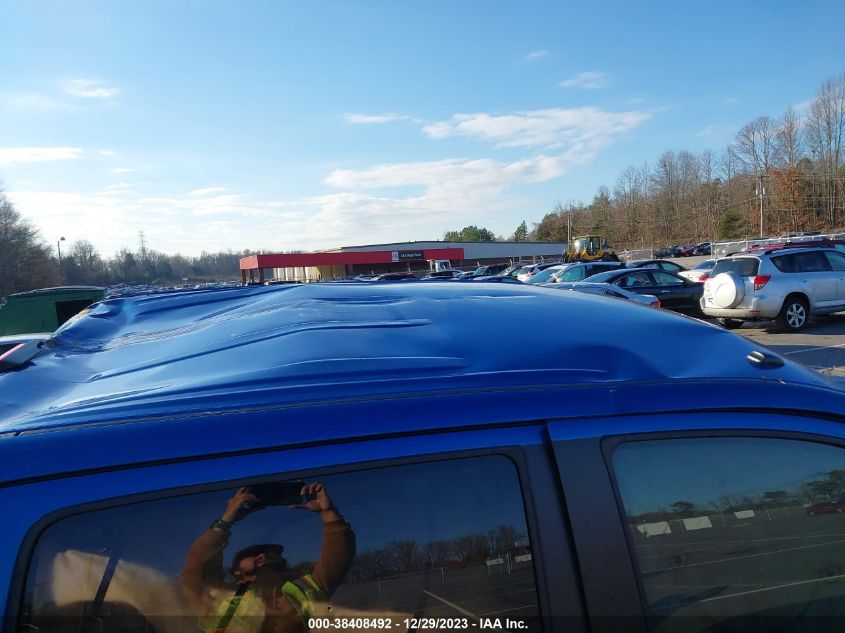 2017 TOYOTA TUNDRA CREWMAX SR5 - 5TFEW5F19HX226011