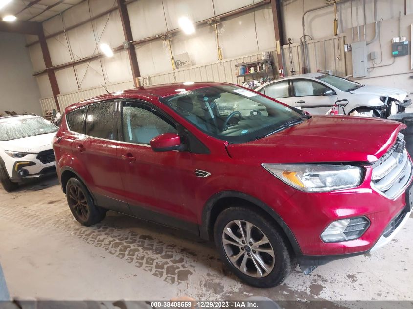 2017 FORD ESCAPE SE - 1FMCU9GD1HUE61576