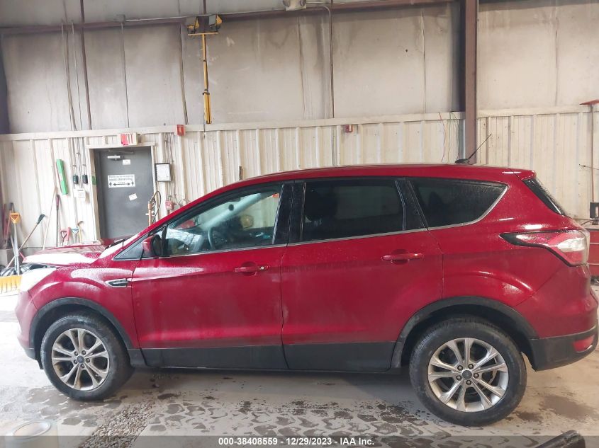 2017 FORD ESCAPE SE - 1FMCU9GD1HUE61576