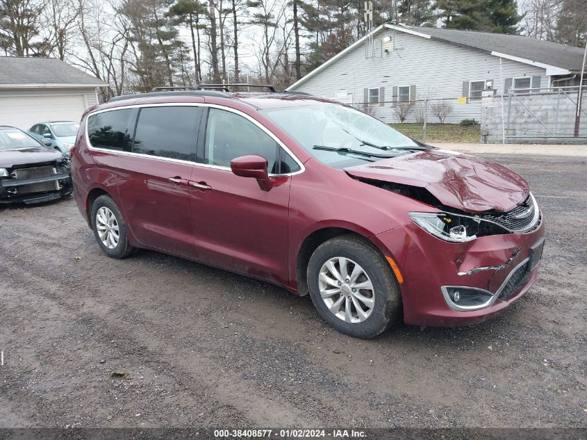 2C4RC1FG2JR113237 2018 CHRYSLER PACIFICA, photo no. 1