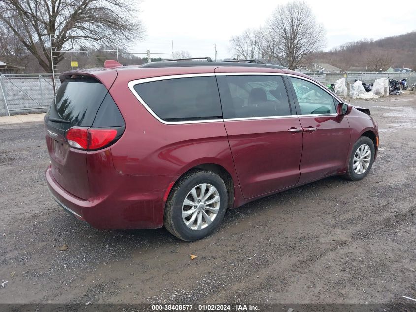 2C4RC1FG2JR113237 2018 CHRYSLER PACIFICA, photo no. 4