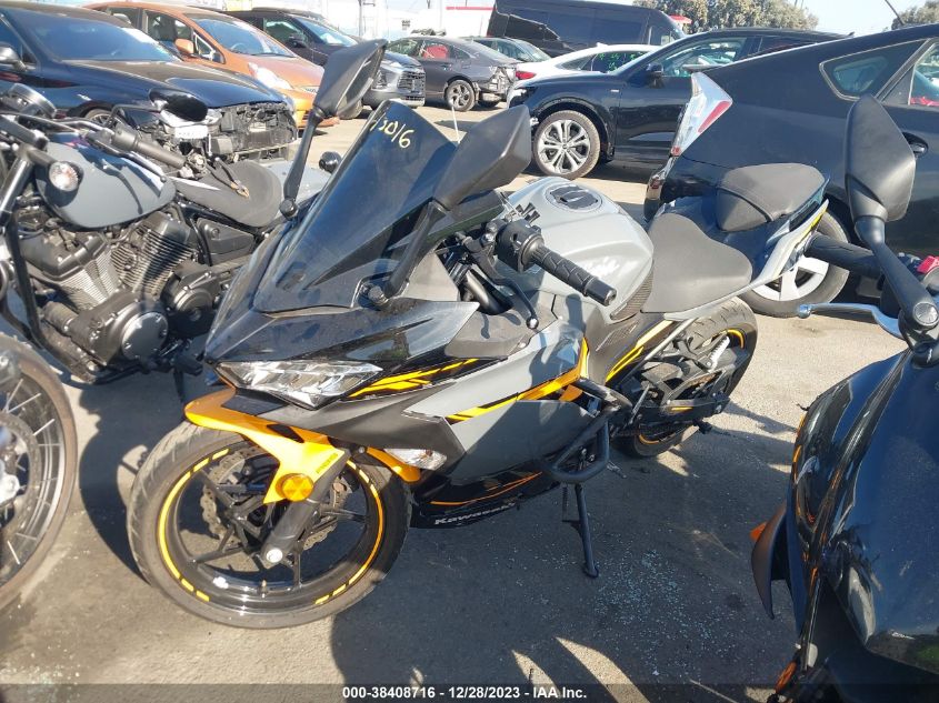 VIN JKAEXKG19JDA08374 2018 KAWASAKI EX400