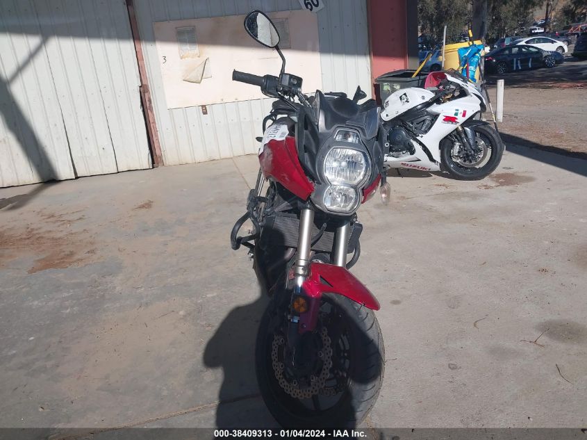 2011 KAWASAKI LE650 C - JKALEEC13BDA03855