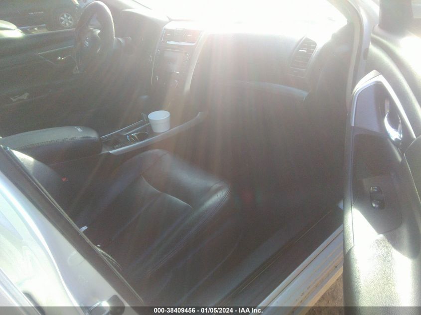 2013 NISSAN ALTIMA 2.5/S/SV/SL - 1N4AL3AP3DN529126
