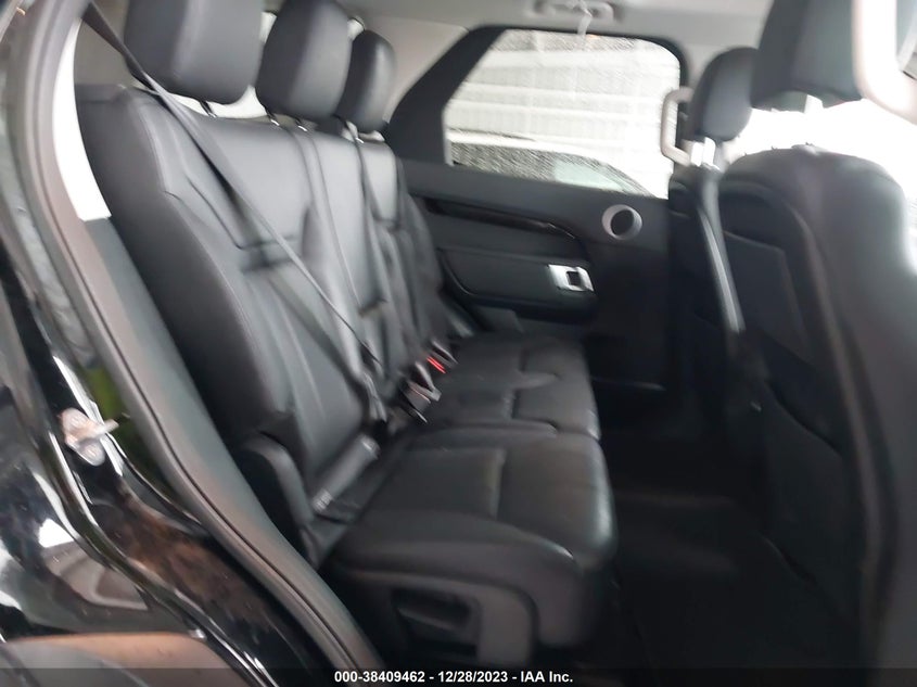 VIN SALRG2RV4K2400558 2019 LAND ROVER DISCOVERY SE