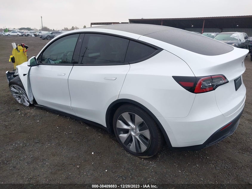 VIN 7SAYGDEE5NF516165 2022 TESLA MODEL Y