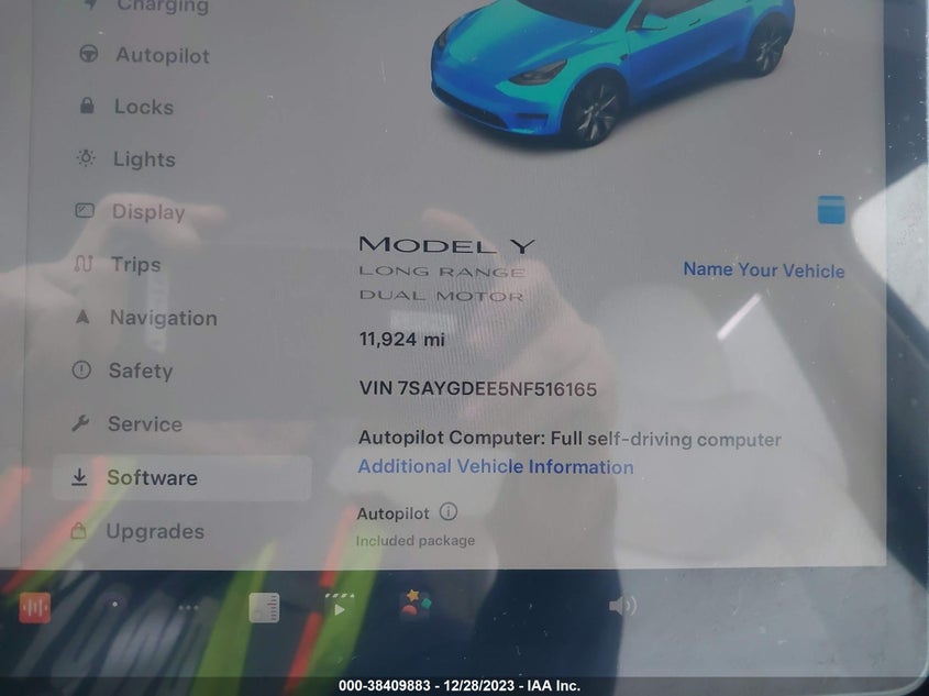 VIN 7SAYGDEE5NF516165 2022 TESLA MODEL Y