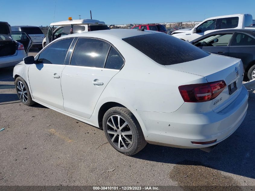 2017 VOLKSWAGEN JETTA SE - 3VWDB7AJ4HM210098