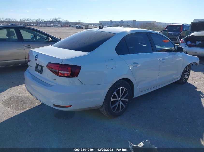 2017 VOLKSWAGEN JETTA SE - 3VWDB7AJ4HM210098