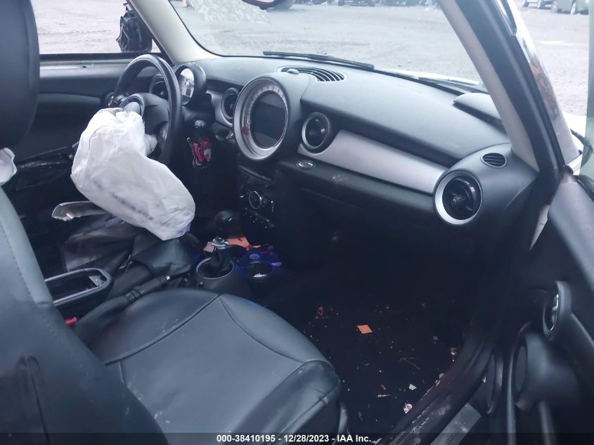 2014 MINI CLUBMAN COOPER - WMWZF3C5XET491856
