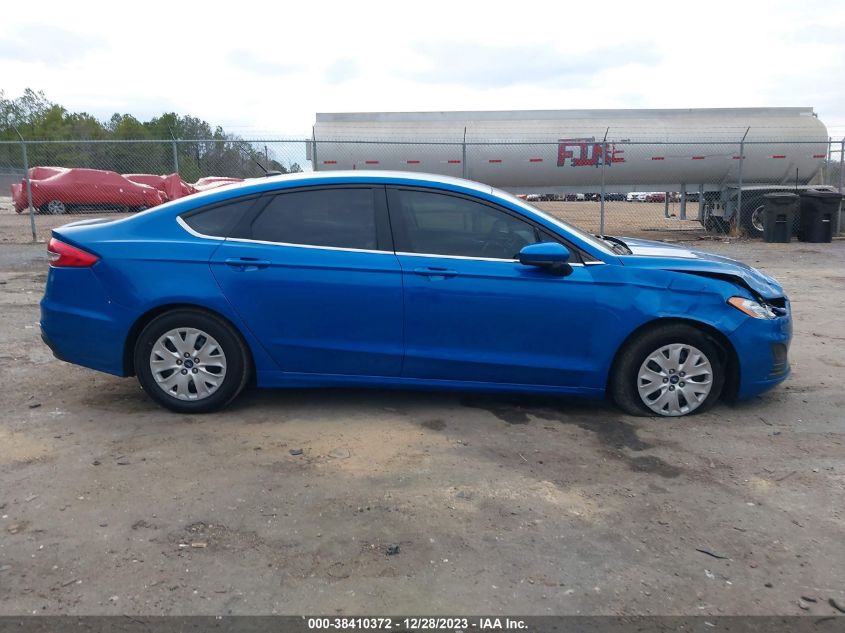 2019 FORD FUSION S - 3FA6P0G70KR231532