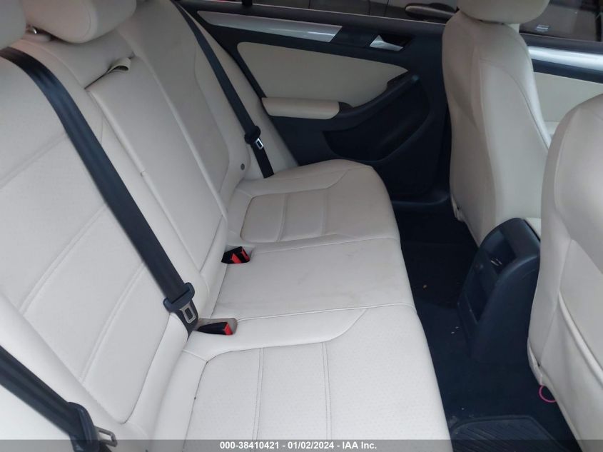 2017 VOLKSWAGEN JETTA SE - 3VWDB7AJ4HM384964