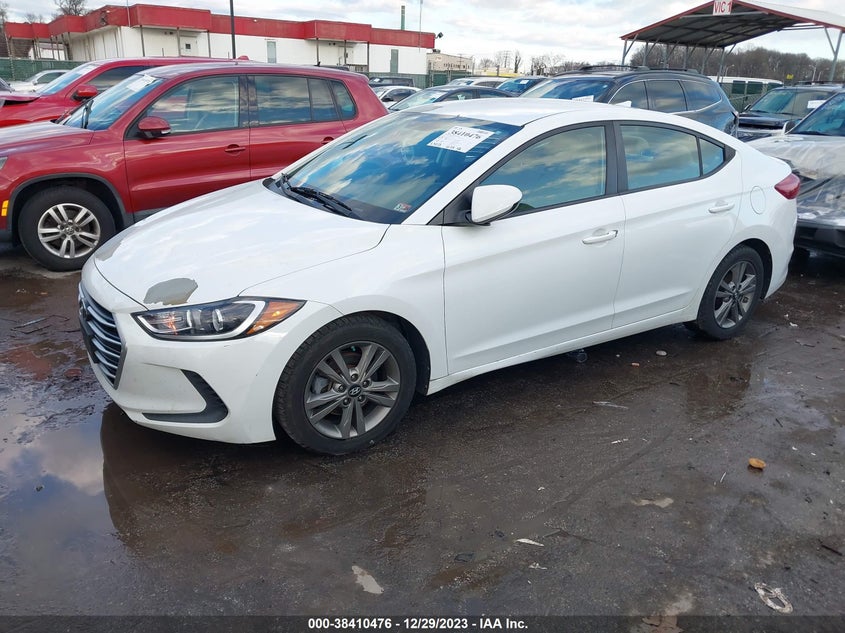 VIN 5NPD84LF2HH021786 2017 HYUNDAI ELANTRA SE
